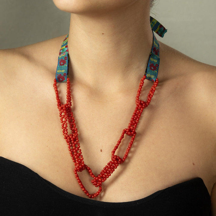 Collana di corallo con broccato sardo gorallgioielli