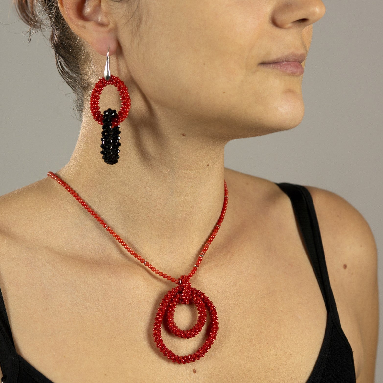 Collana girocollo con ciondolo di corallo GORALgioielli