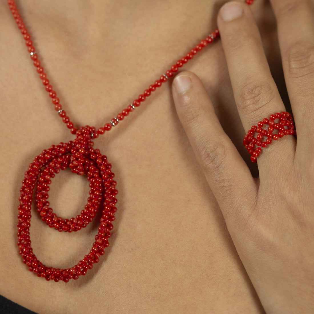 Collana girocollo con ciondolo di corallo GORALgioielli