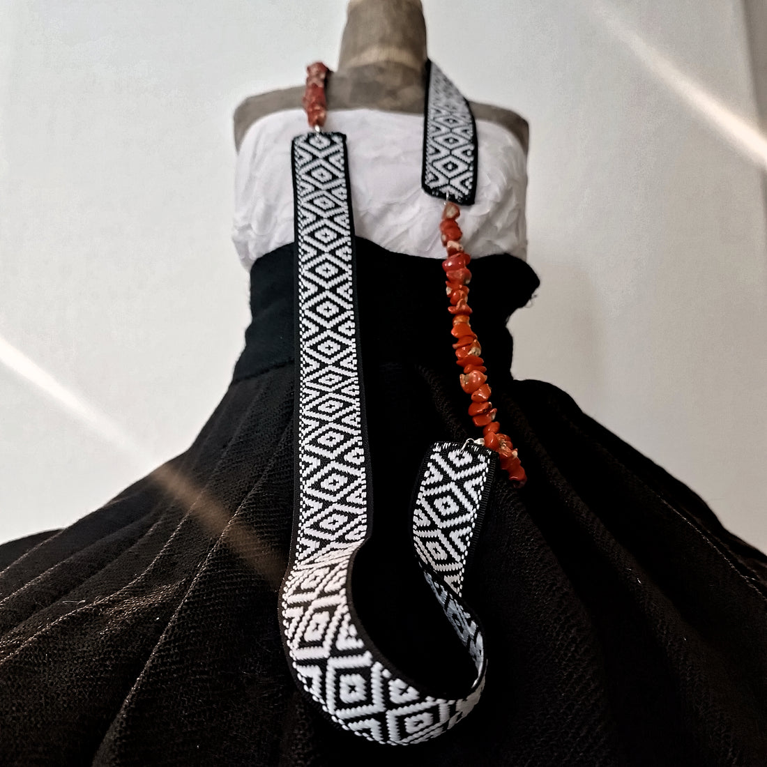 ANNINORA-collana scaglie corallo