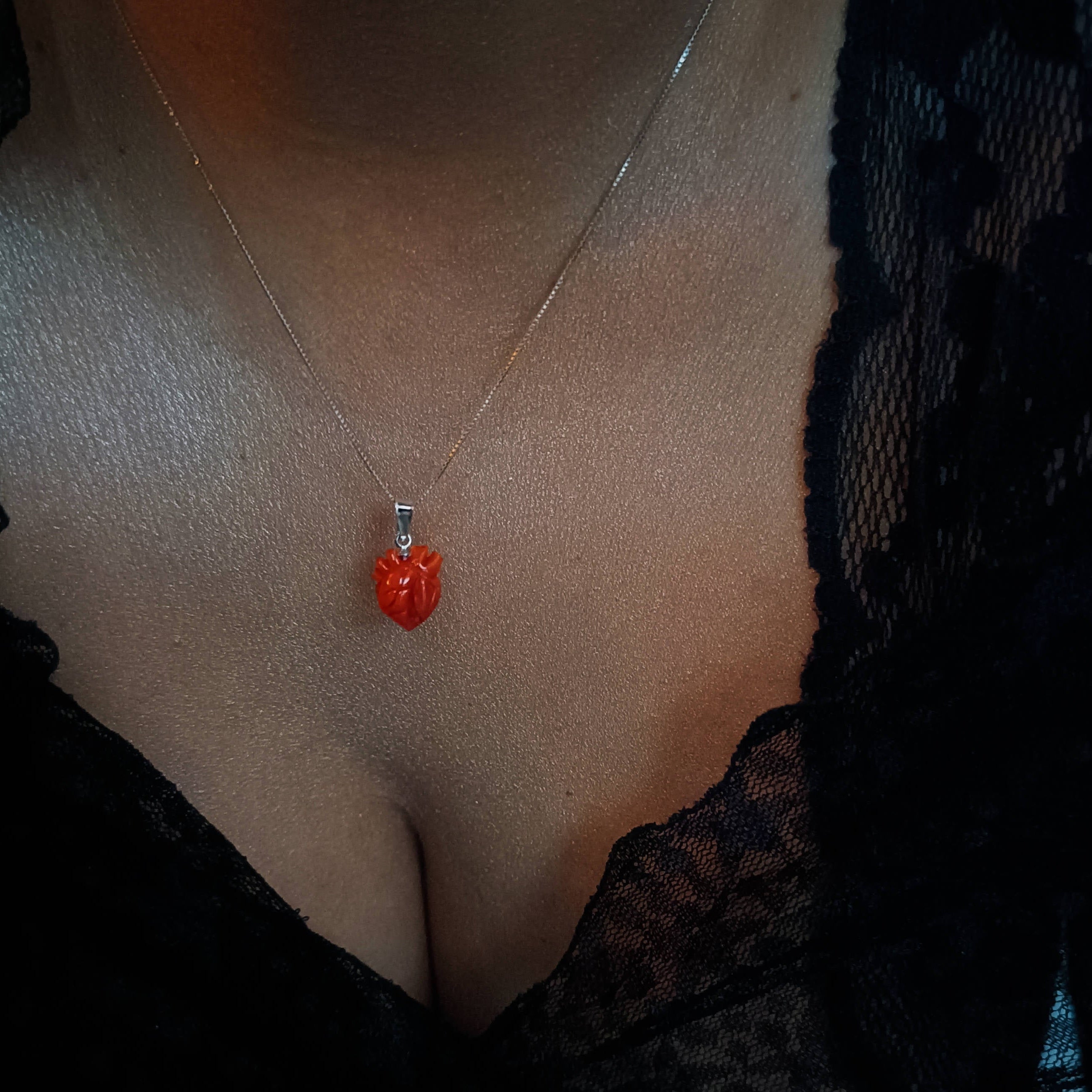 ciondolo cuore di corallo rosso