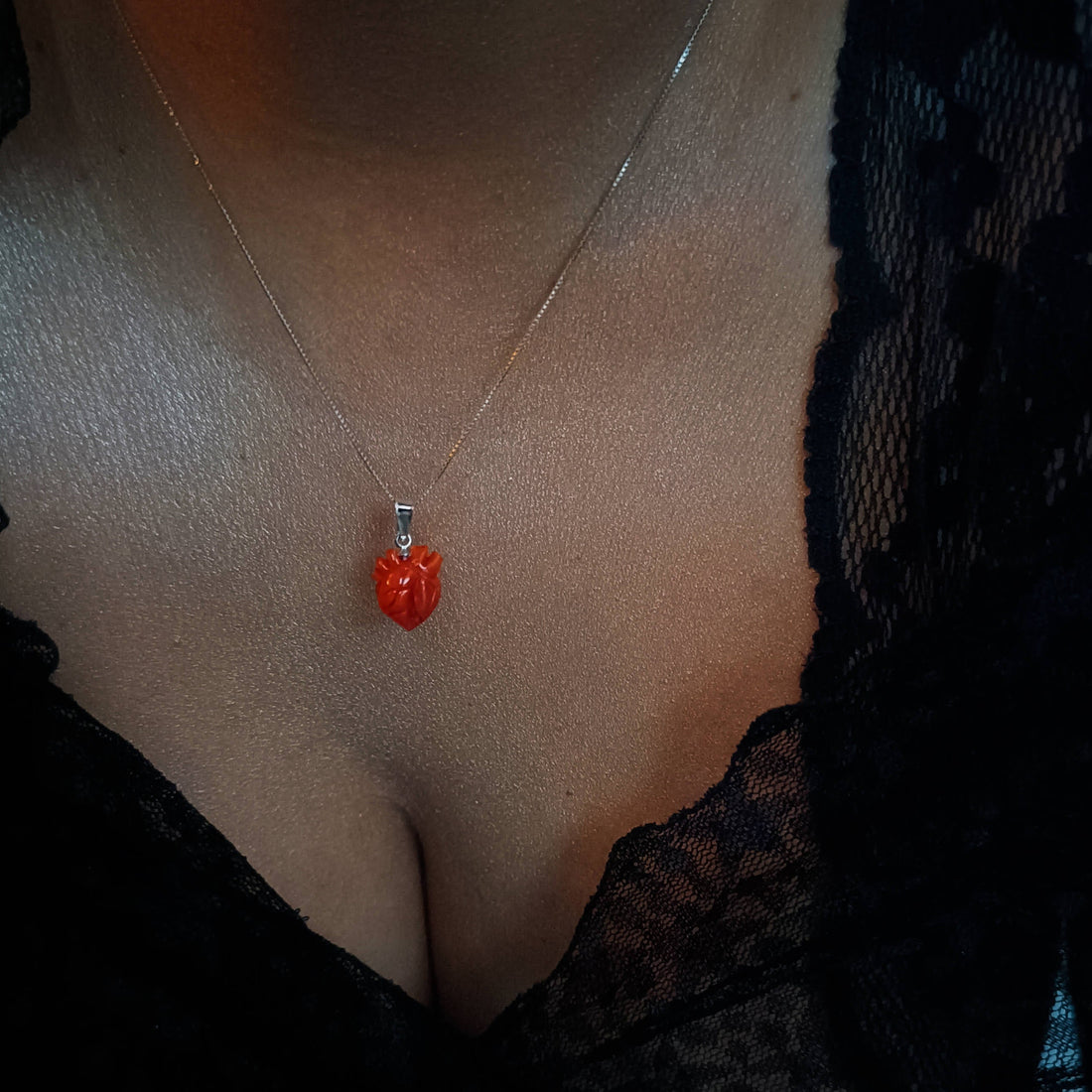ciondolo cuore di corallo rosso