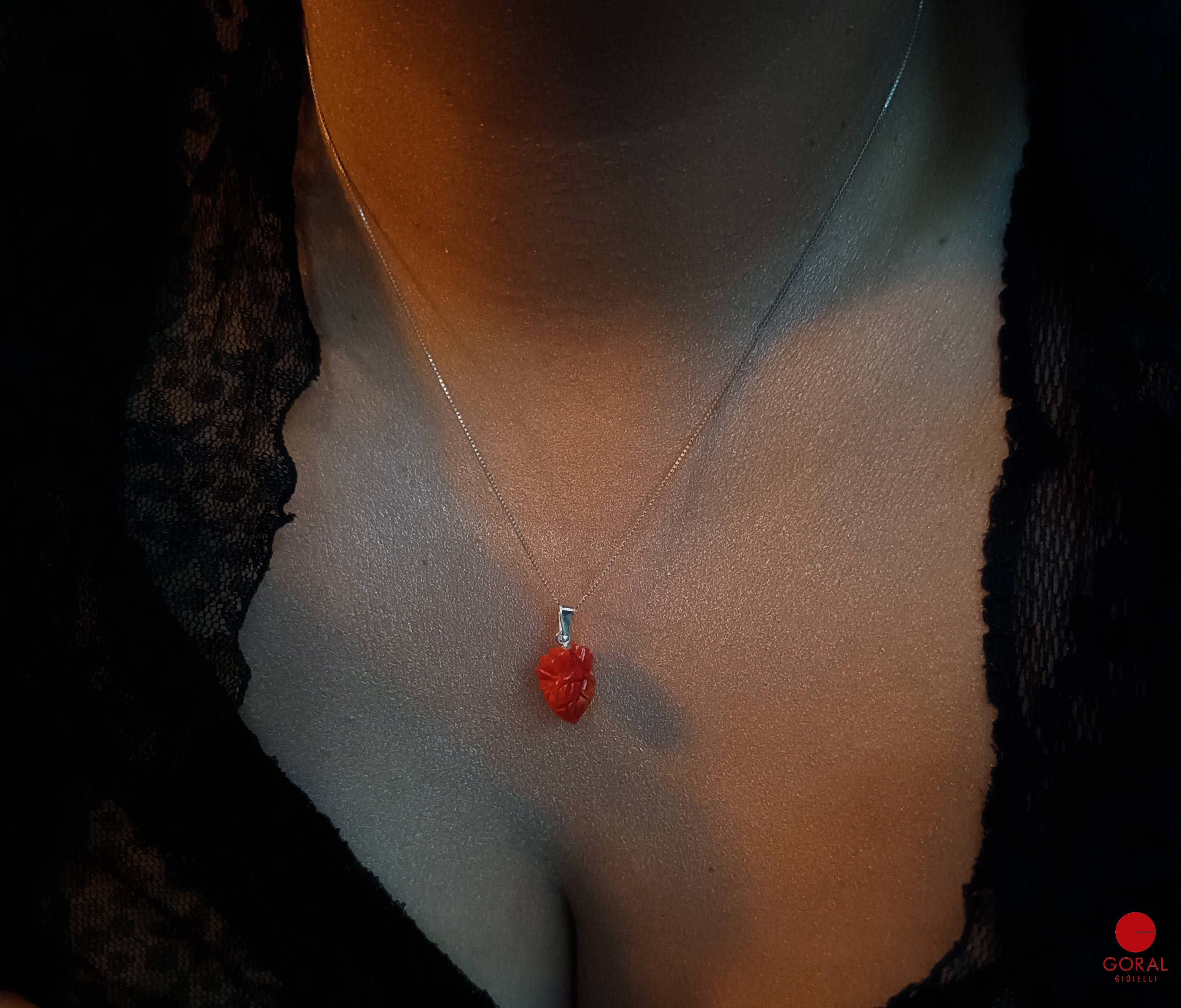 ciondolo cuore di corallo