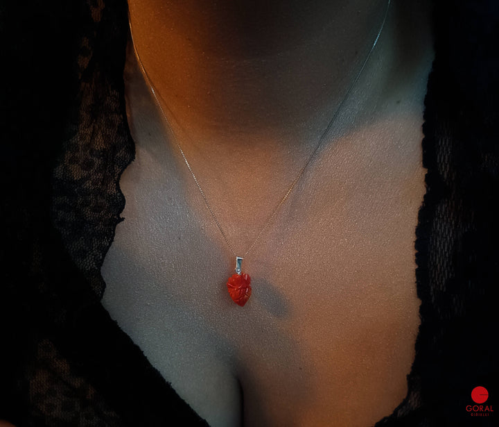ciondolo cuore di corallo
