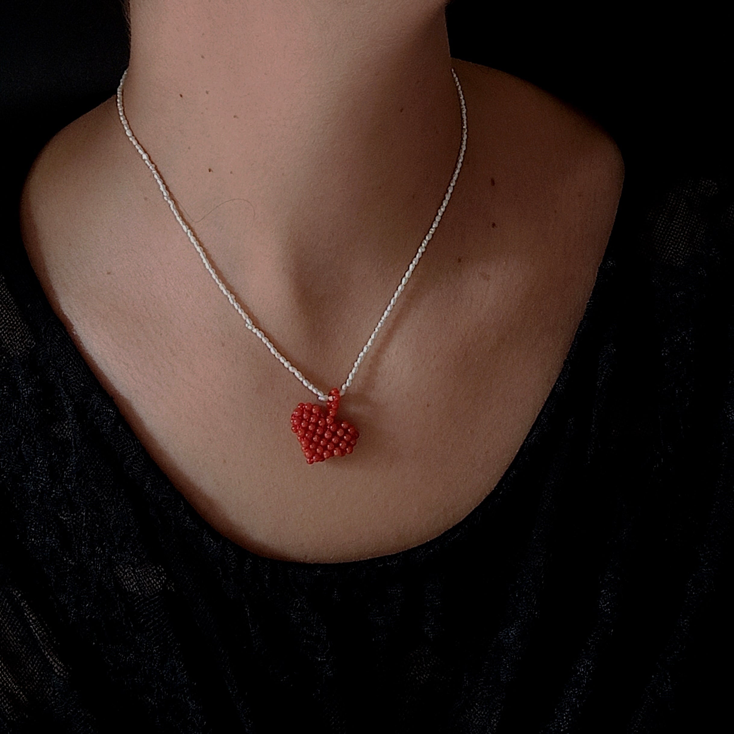 Coromeu. Ciondolo cuore di corallo