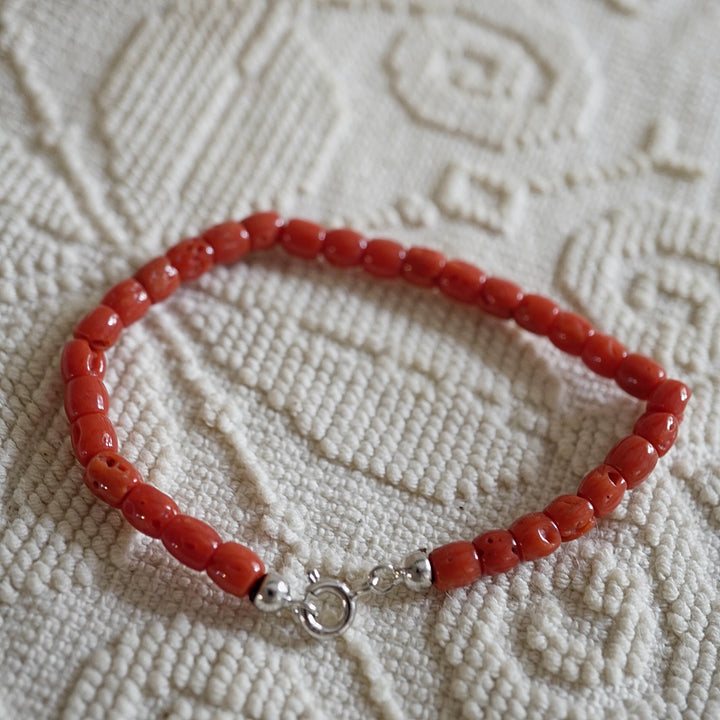 NINETTA| Bracciale barilotti in corallo naturale