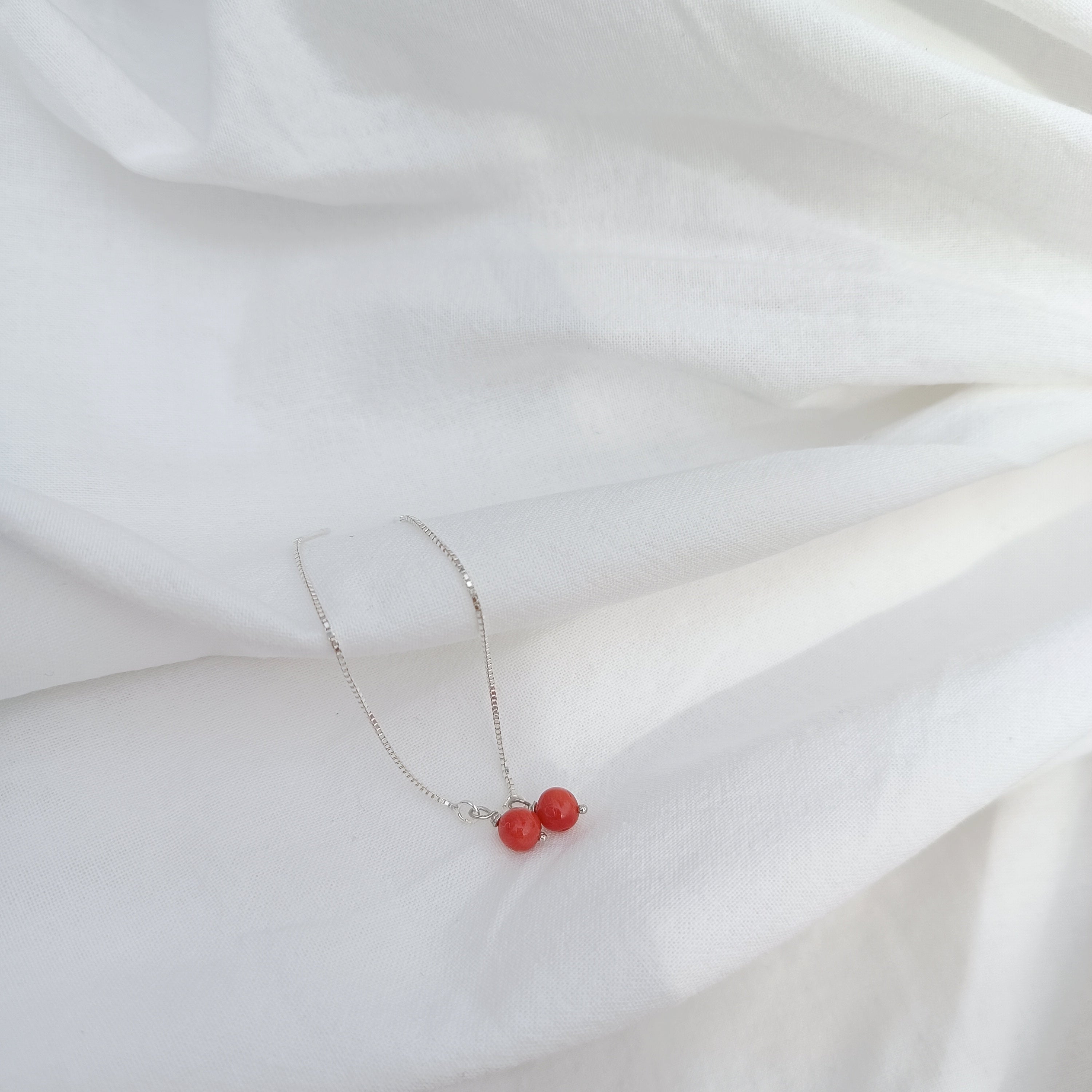 SUSSURRO DI CORALLO | ORECCHINO PENDENTENTE ARGENTO E CORALLO