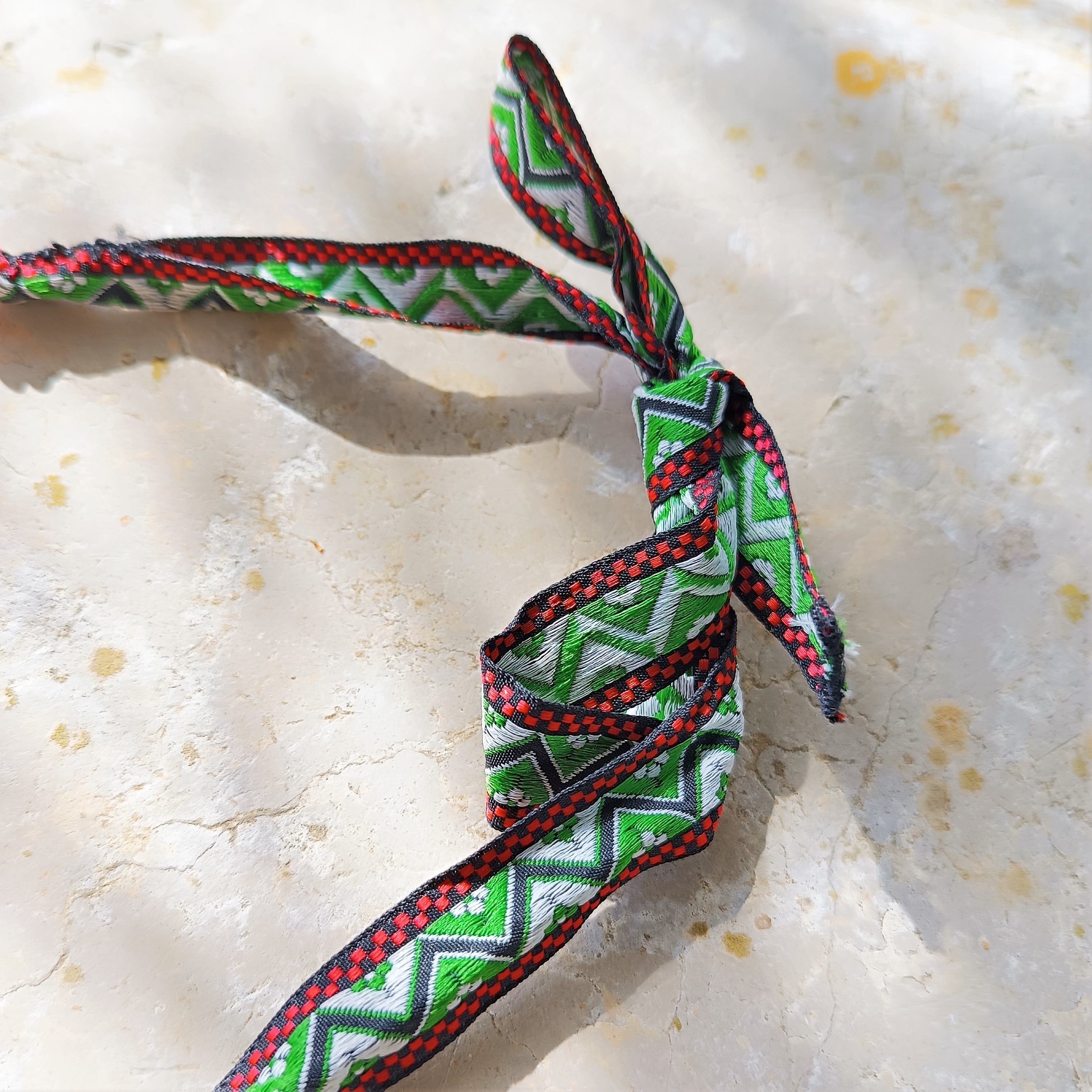 SA GUTTURADA collana corallo e bottoni d'argento 