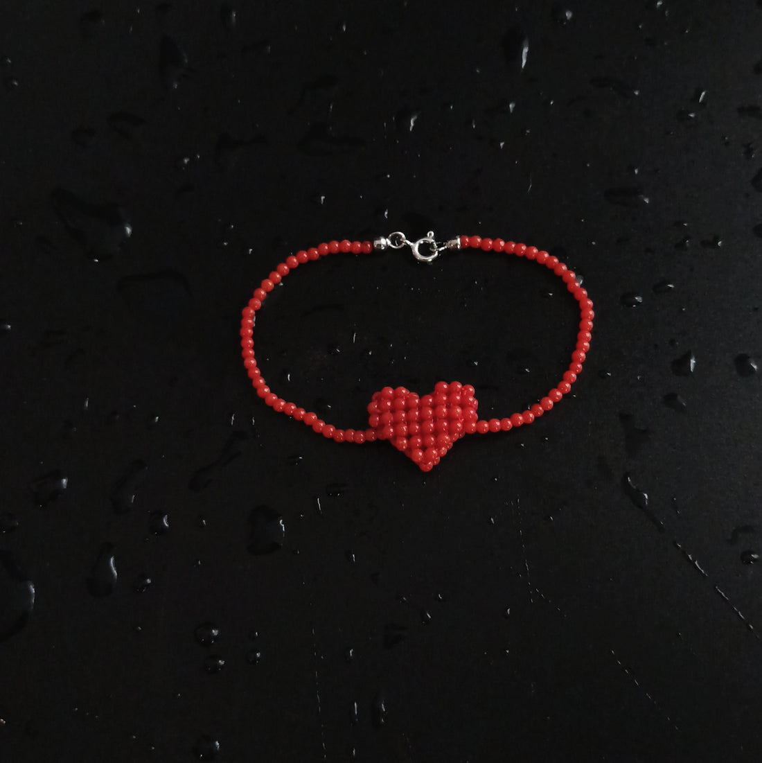 COROMEU. Bracciale corallo rosso con cuore GORALgioielli