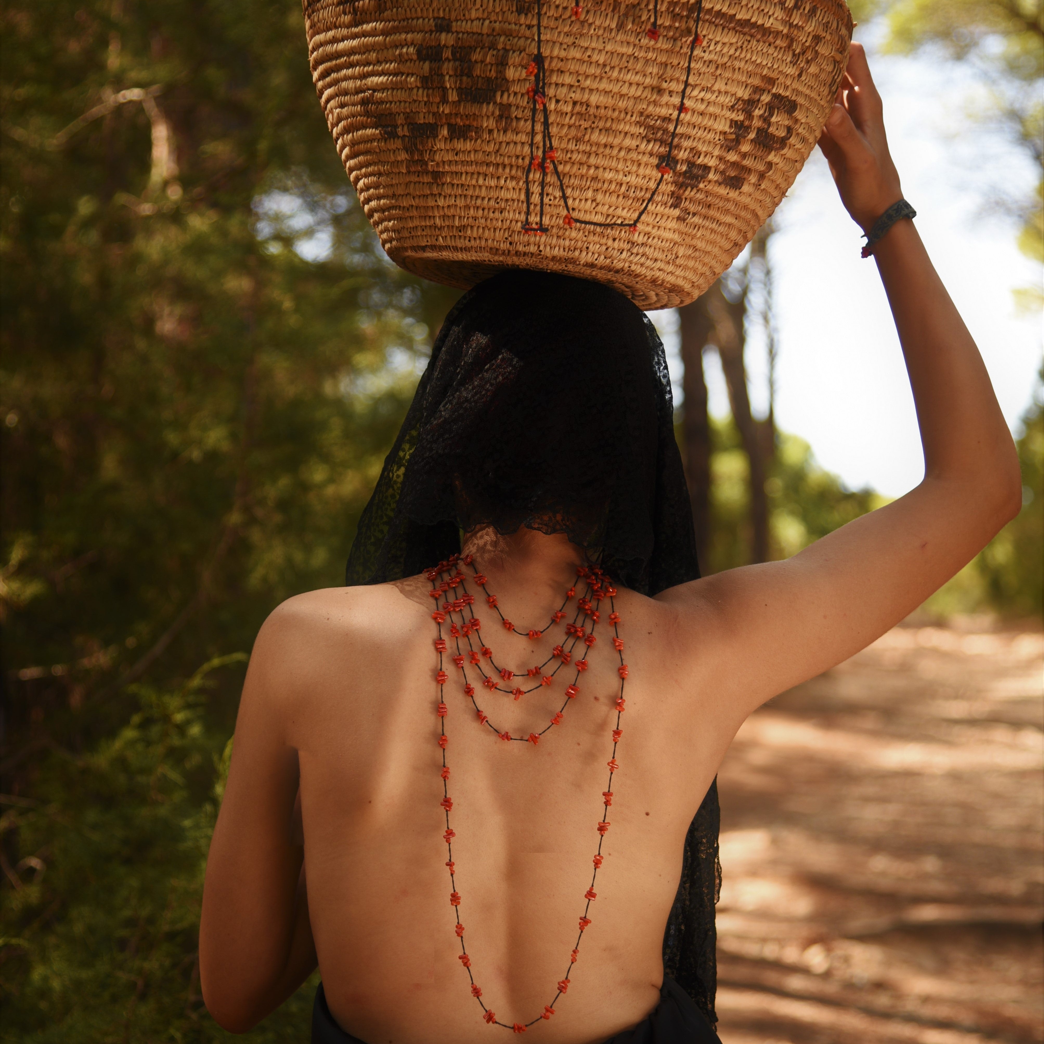 Collana girocollo con nodi di corallo GORALgioielli