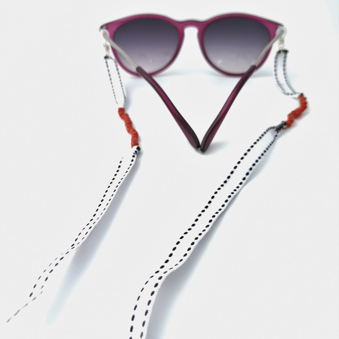 Catenella in corallo e broccato bianco gorallgioielli