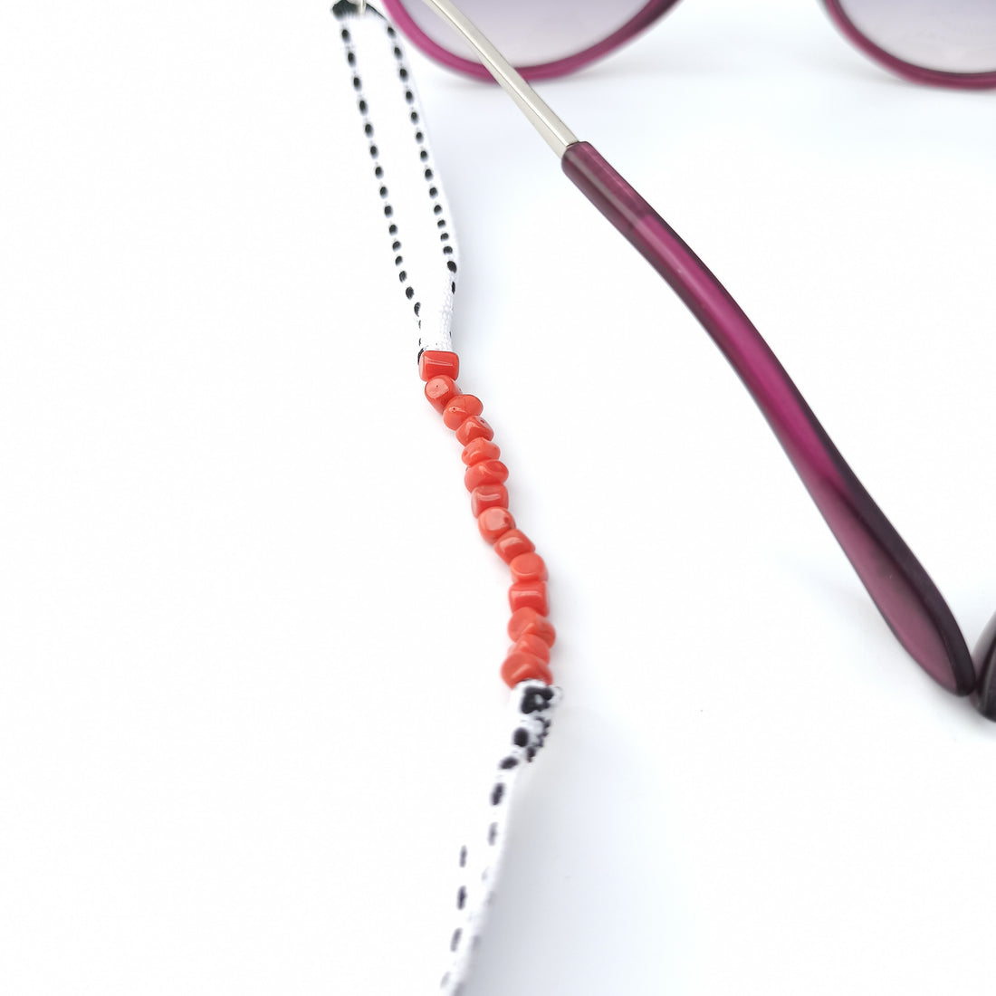 Catenella in corallo e broccato bianco gorallgioielli