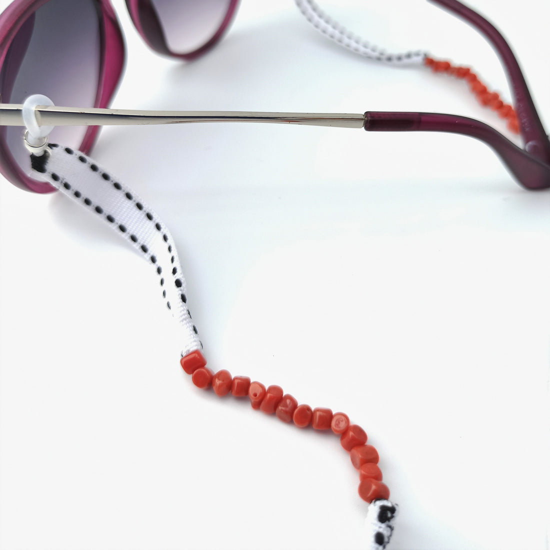 Catenella in corallo e broccato bianco gorallgioielli